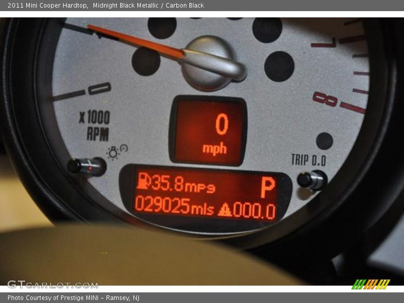 Midnight Black Metallic / Carbon Black 2011 Mini Cooper Hardtop