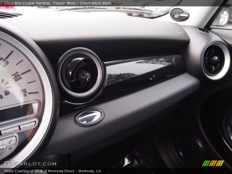 Pepper White / Grey/Carbon Black 2010 Mini Cooper Hardtop