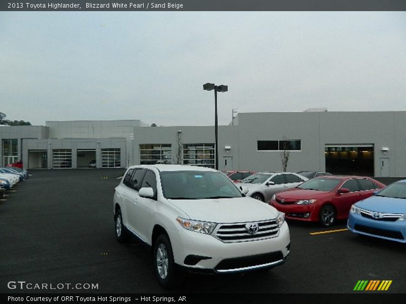 Blizzard White Pearl / Sand Beige 2013 Toyota Highlander