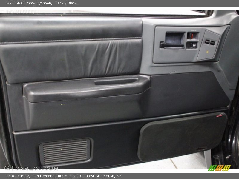 Black / Black 1993 GMC Jimmy Typhoon