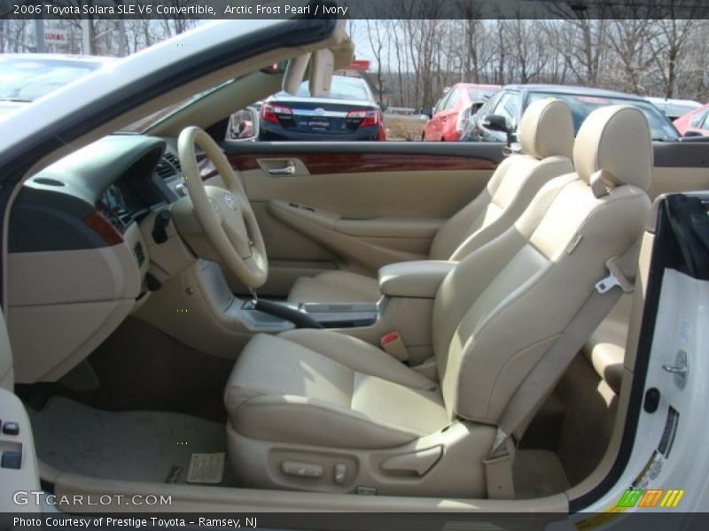 Front Seat of 2006 Solara SLE V6 Convertible