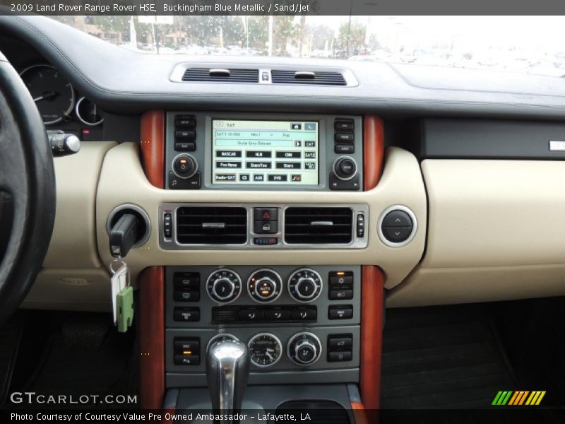 Controls of 2009 Range Rover HSE