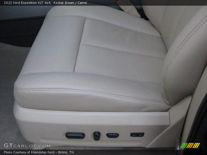Front Seat of 2013 Expedition XLT 4x4