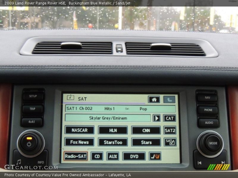 Controls of 2009 Range Rover HSE