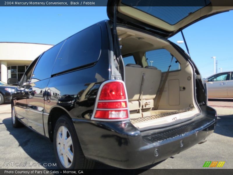 Black / Pebble 2004 Mercury Monterey Convenience