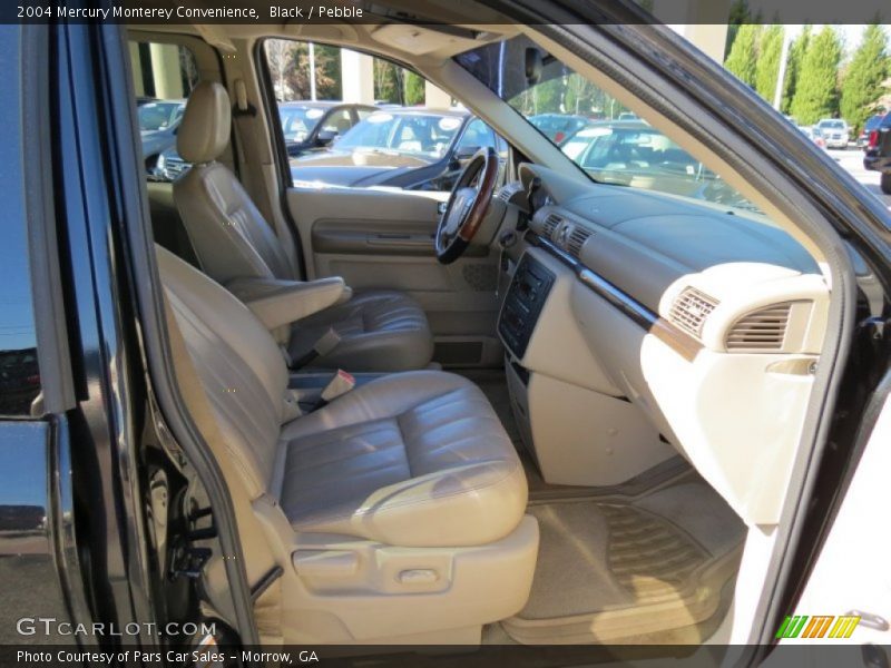  2004 Monterey Convenience Pebble Interior