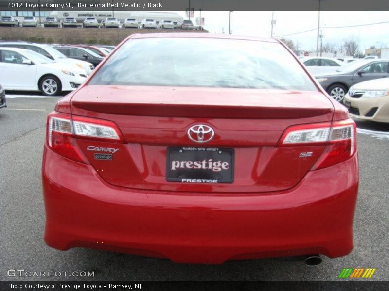 Barcelona Red Metallic / Black 2012 Toyota Camry SE