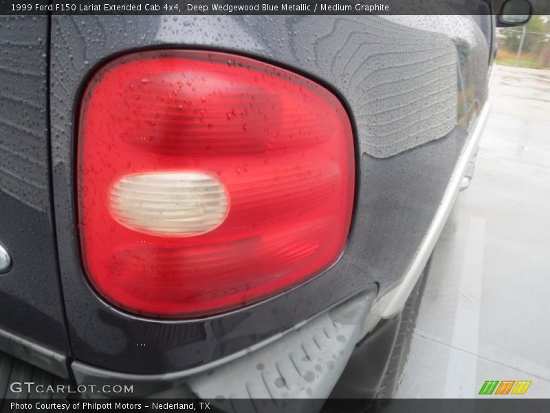 Deep Wedgewood Blue Metallic / Medium Graphite 1999 Ford F150 Lariat Extended Cab 4x4