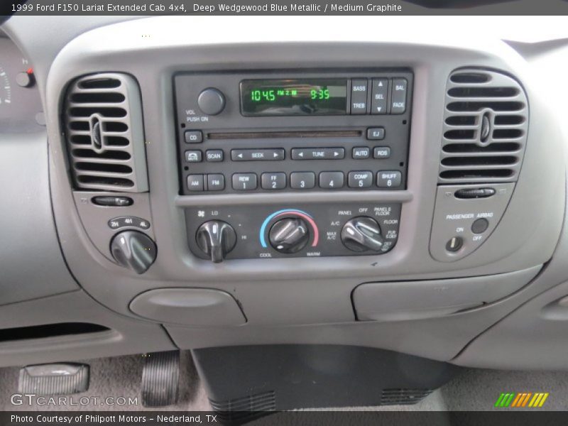 Controls of 1999 F150 Lariat Extended Cab 4x4