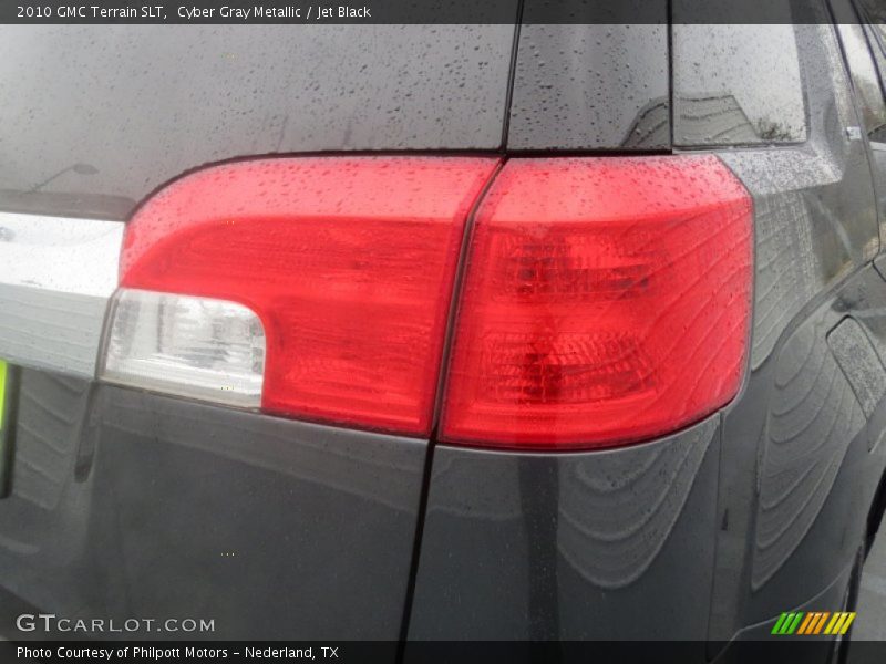 Cyber Gray Metallic / Jet Black 2010 GMC Terrain SLT