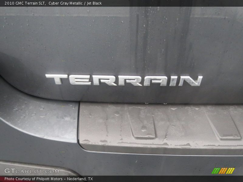 Cyber Gray Metallic / Jet Black 2010 GMC Terrain SLT