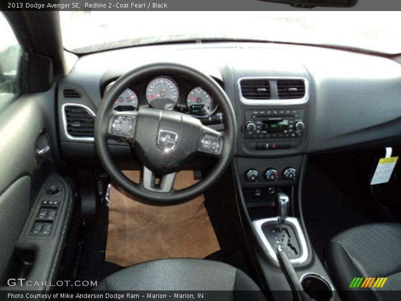 Redline 2-Coat Pearl / Black 2013 Dodge Avenger SE