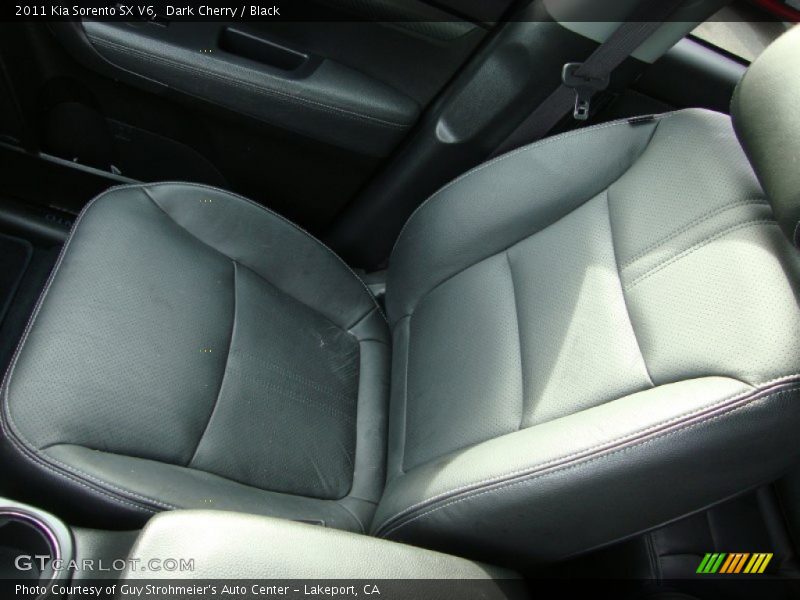 Dark Cherry / Black 2011 Kia Sorento SX V6