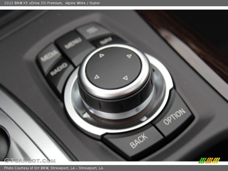 Alpine White / Oyster 2013 BMW X5 xDrive 35i Premium