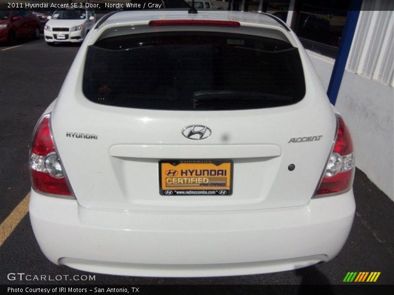 Nordic White / Gray 2011 Hyundai Accent SE 3 Door