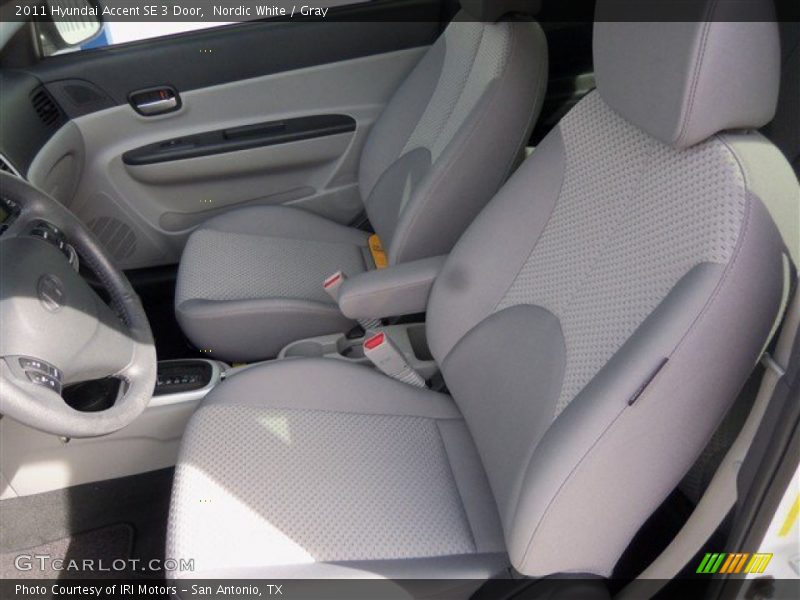 Nordic White / Gray 2011 Hyundai Accent SE 3 Door