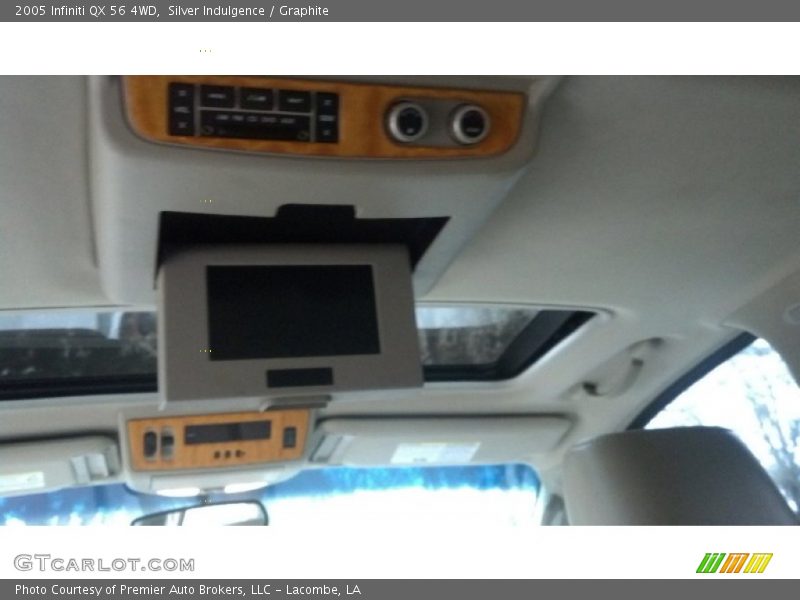 Silver Indulgence / Graphite 2005 Infiniti QX 56 4WD