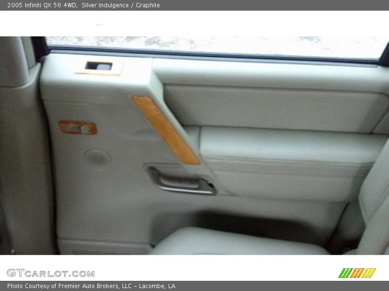 Silver Indulgence / Graphite 2005 Infiniti QX 56 4WD