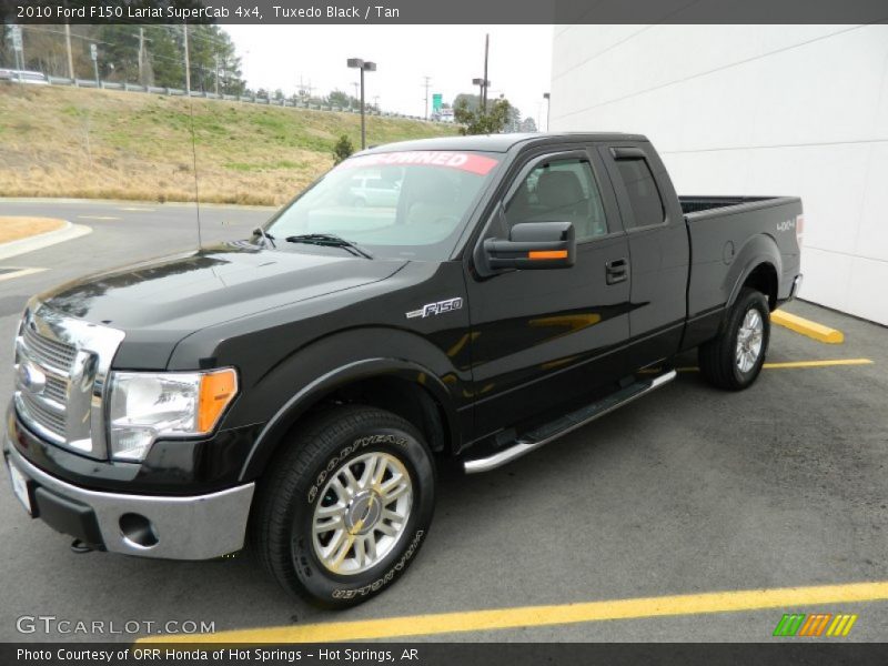Front 3/4 View of 2010 F150 Lariat SuperCab 4x4