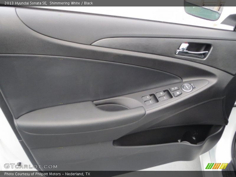Shimmering White / Black 2013 Hyundai Sonata SE