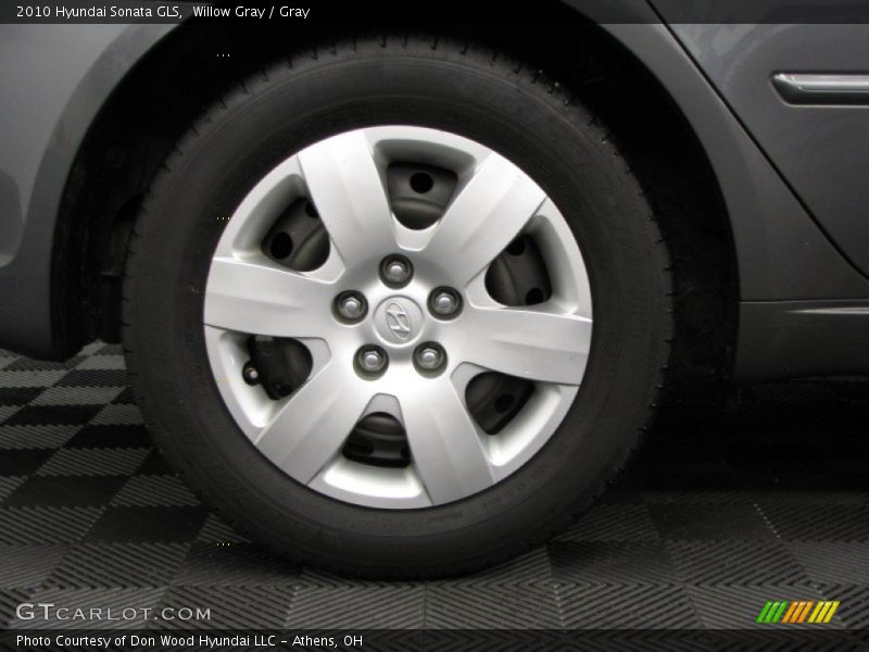 Willow Gray / Gray 2010 Hyundai Sonata GLS