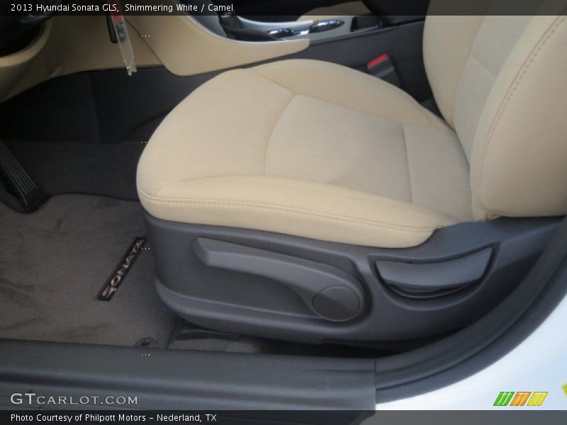 Shimmering White / Camel 2013 Hyundai Sonata GLS