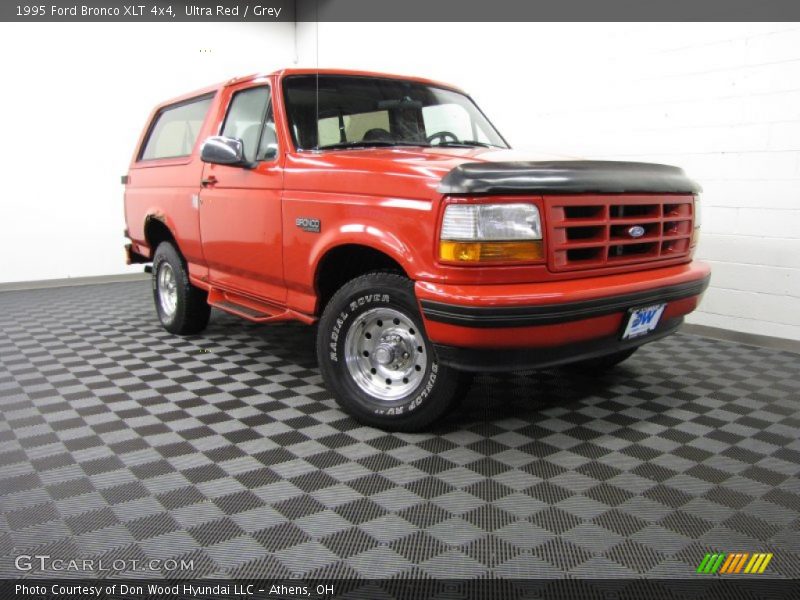 Ultra Red / Grey 1995 Ford Bronco XLT 4x4