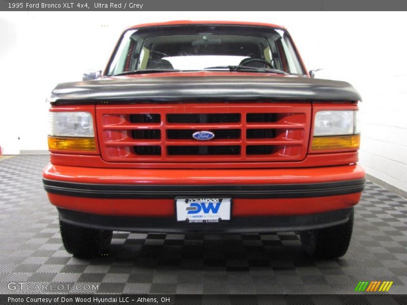 Ultra Red / Grey 1995 Ford Bronco XLT 4x4