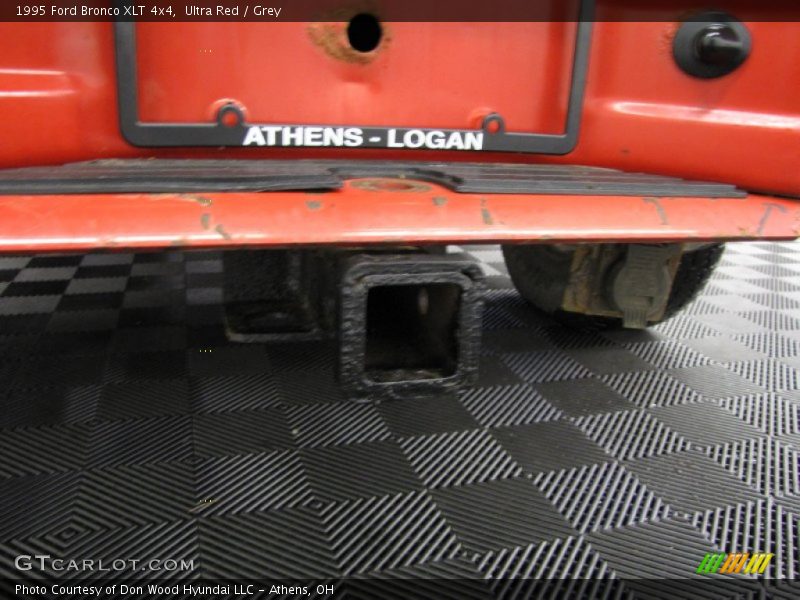 Ultra Red / Grey 1995 Ford Bronco XLT 4x4