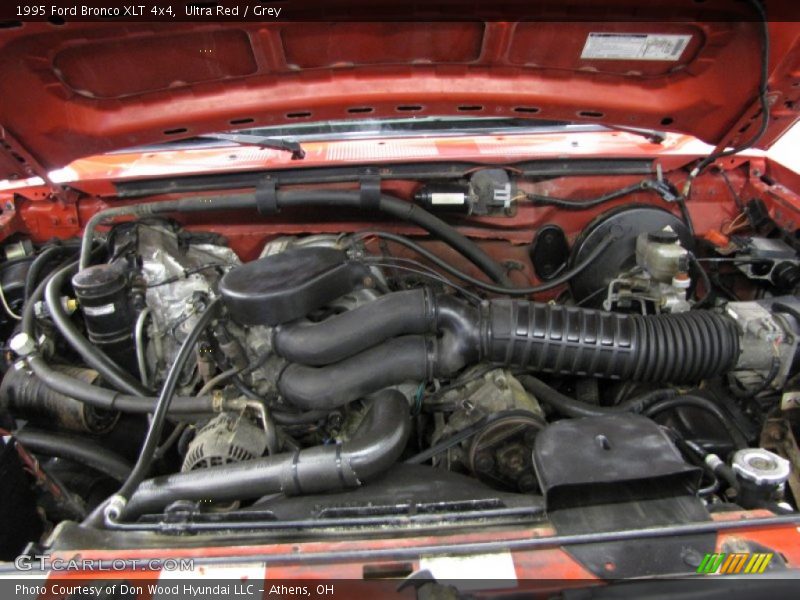  1995 Bronco XLT 4x4 Engine - 5.0 Liter OHV 16-Valve V8