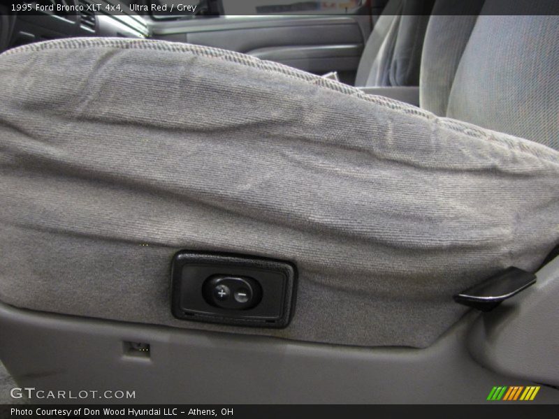 Ultra Red / Grey 1995 Ford Bronco XLT 4x4