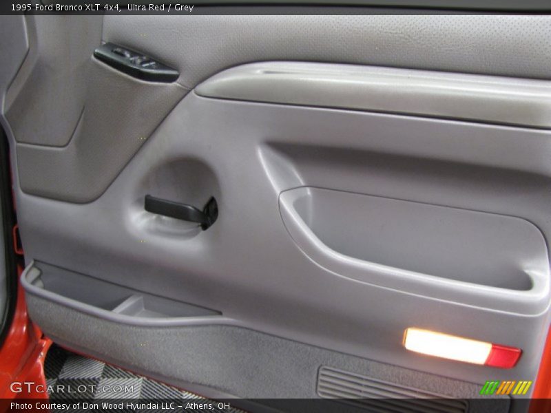 Door Panel of 1995 Bronco XLT 4x4