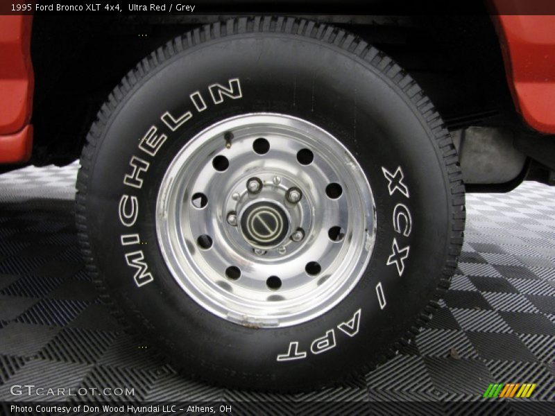 Ultra Red / Grey 1995 Ford Bronco XLT 4x4