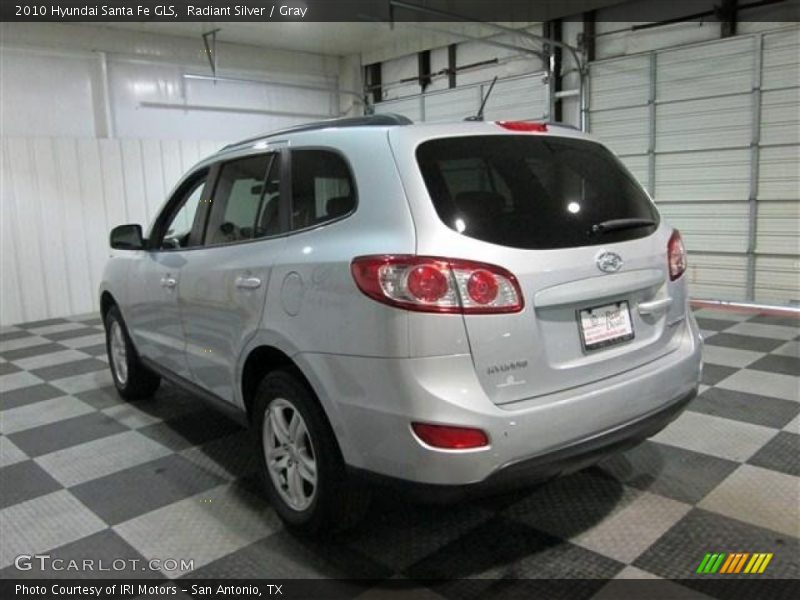 Radiant Silver / Gray 2010 Hyundai Santa Fe GLS