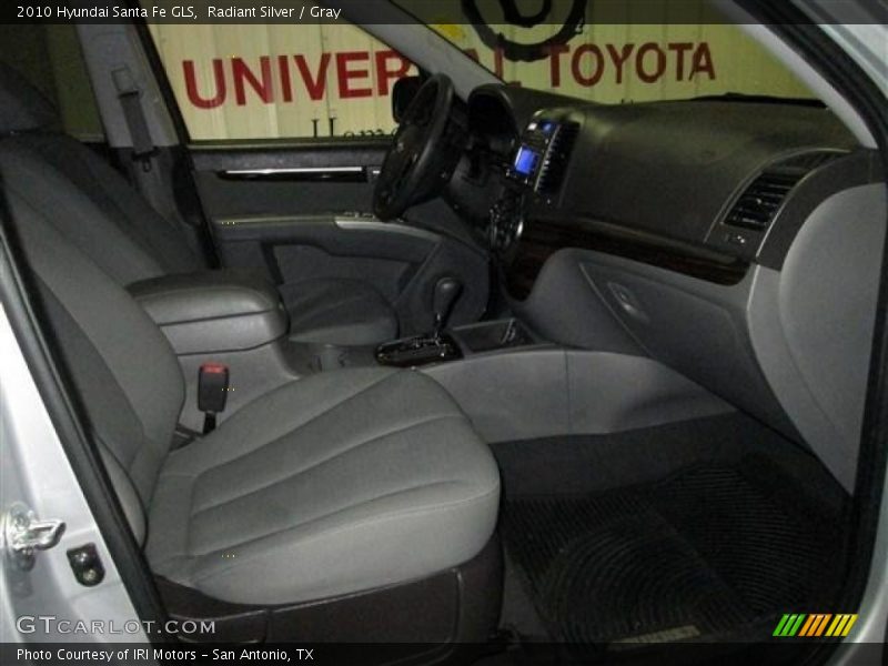 Radiant Silver / Gray 2010 Hyundai Santa Fe GLS