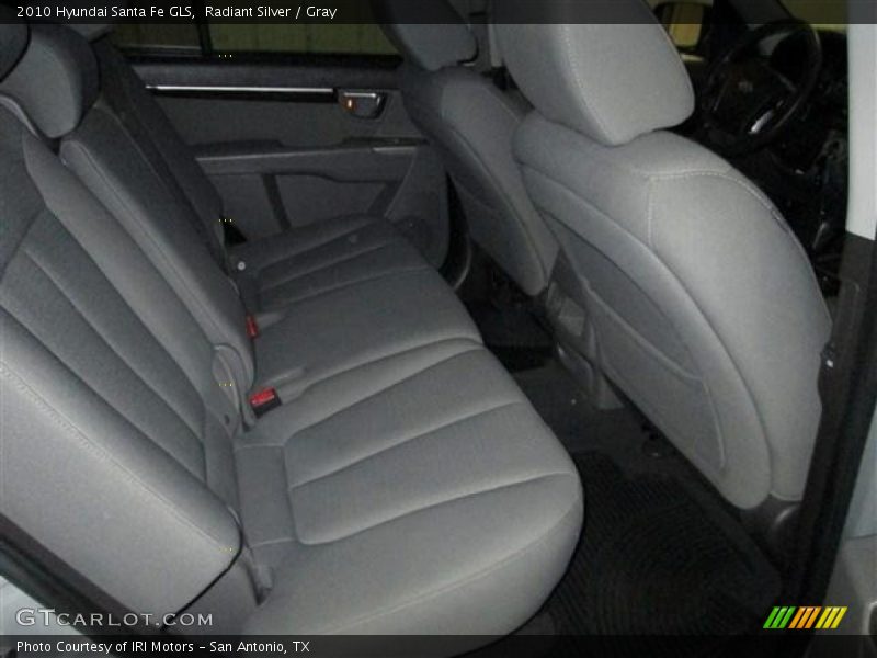 Radiant Silver / Gray 2010 Hyundai Santa Fe GLS