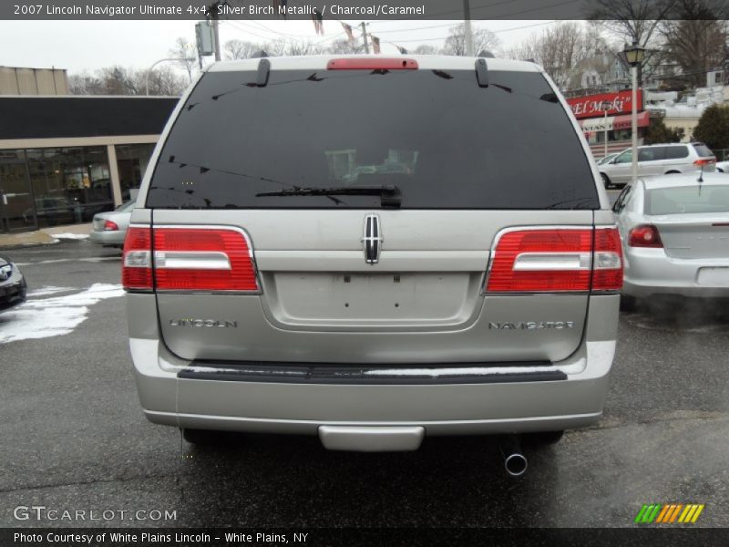 Silver Birch Metallic / Charcoal/Caramel 2007 Lincoln Navigator Ultimate 4x4