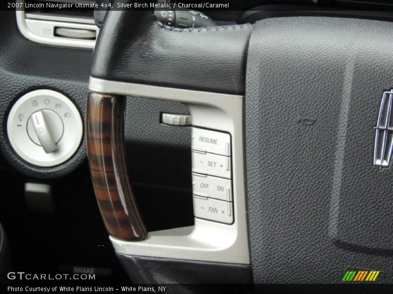 Controls of 2007 Navigator Ultimate 4x4