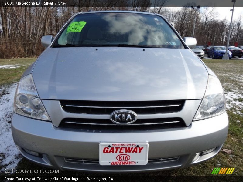 Silver / Gray 2006 Kia Sedona EX