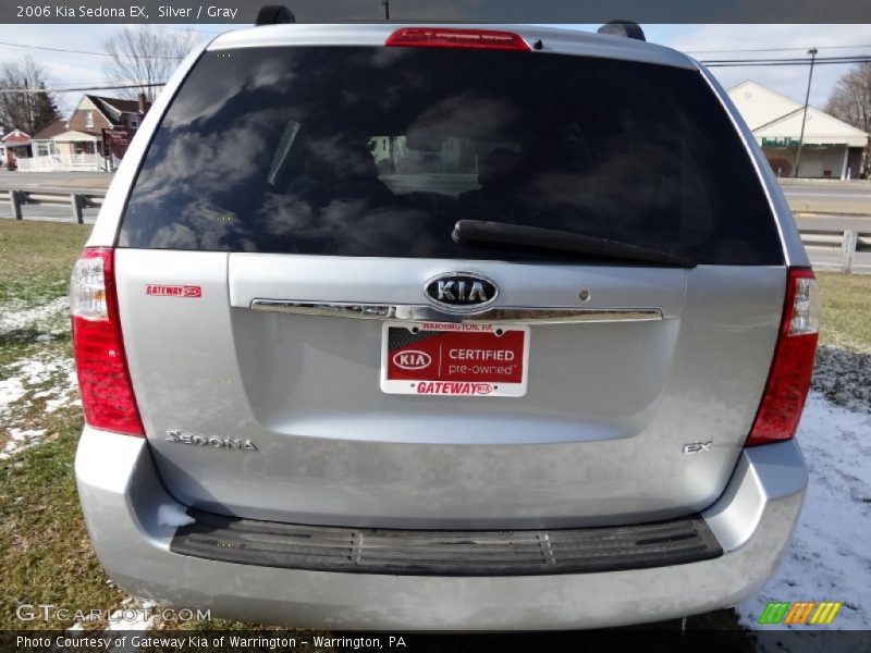 Silver / Gray 2006 Kia Sedona EX