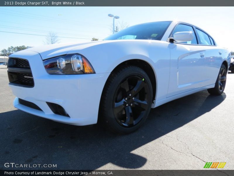 Bright White / Black 2013 Dodge Charger SXT