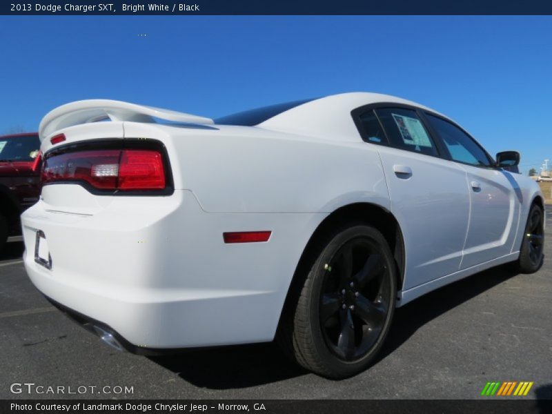 Bright White / Black 2013 Dodge Charger SXT