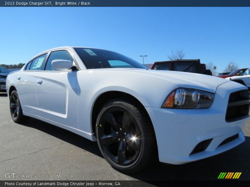 Bright White / Black 2013 Dodge Charger SXT