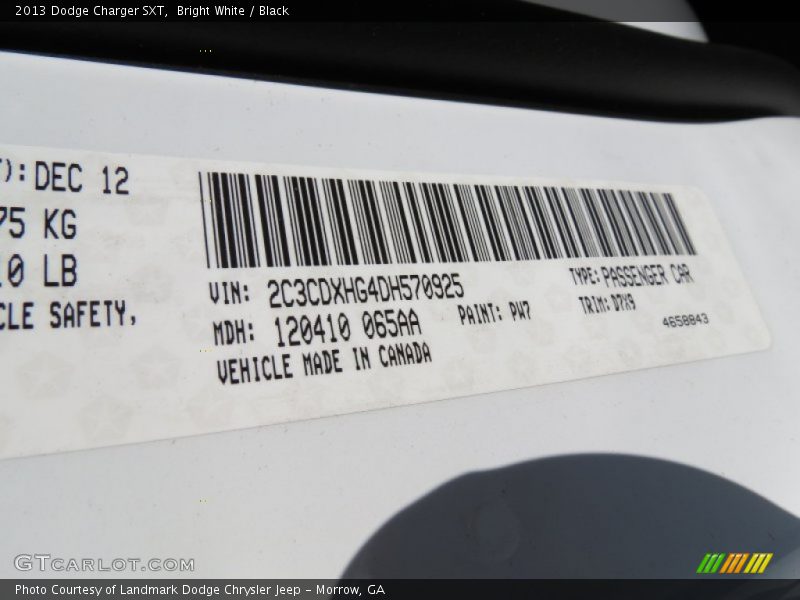 Bright White / Black 2013 Dodge Charger SXT