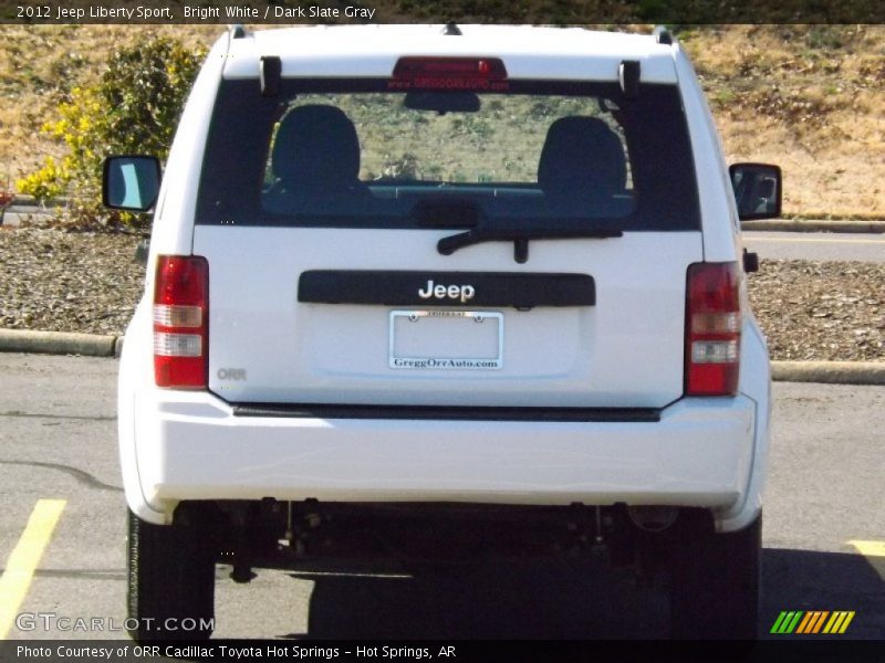 Bright White / Dark Slate Gray 2012 Jeep Liberty Sport