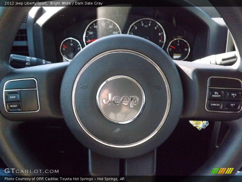 Bright White / Dark Slate Gray 2012 Jeep Liberty Sport