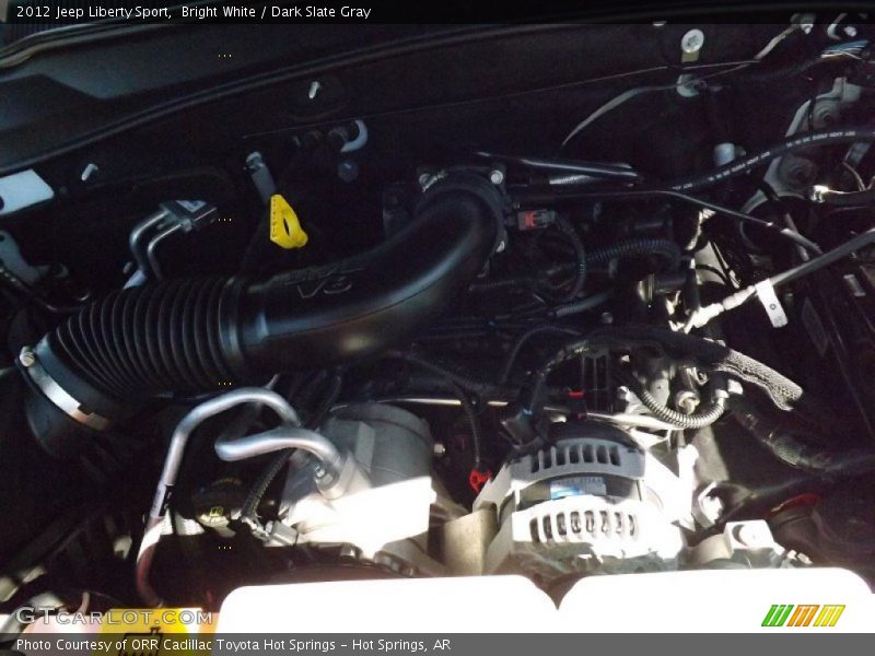Bright White / Dark Slate Gray 2012 Jeep Liberty Sport