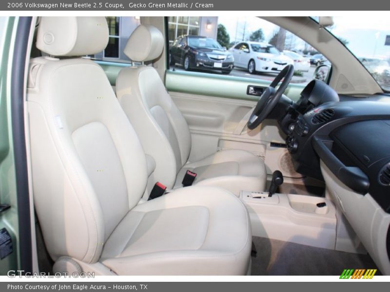 Gecko Green Metallic / Cream 2006 Volkswagen New Beetle 2.5 Coupe