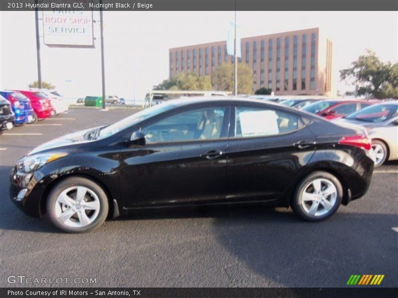 Midnight Black / Beige 2013 Hyundai Elantra GLS