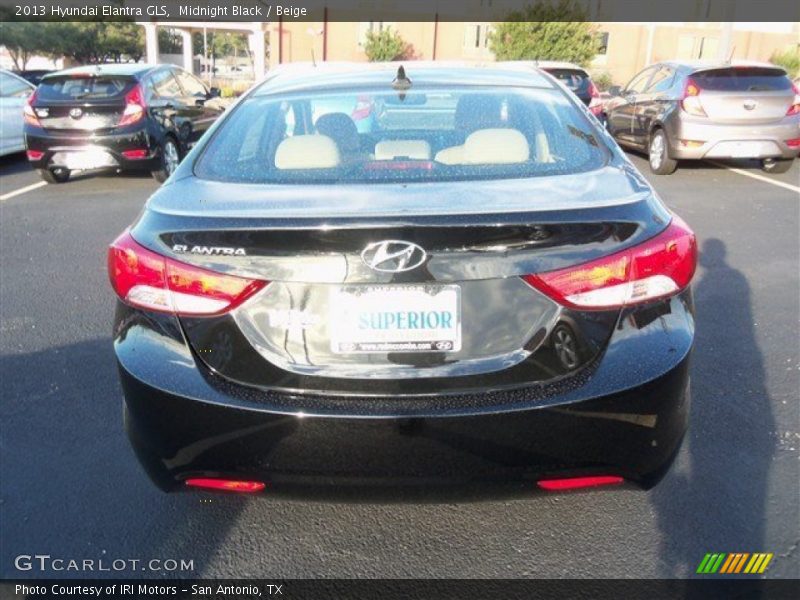 Midnight Black / Beige 2013 Hyundai Elantra GLS